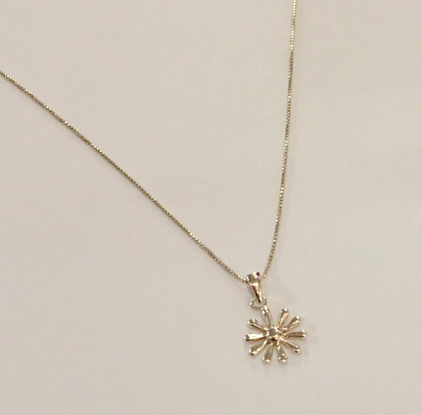 AG Silver Daisy Pendant With Chain